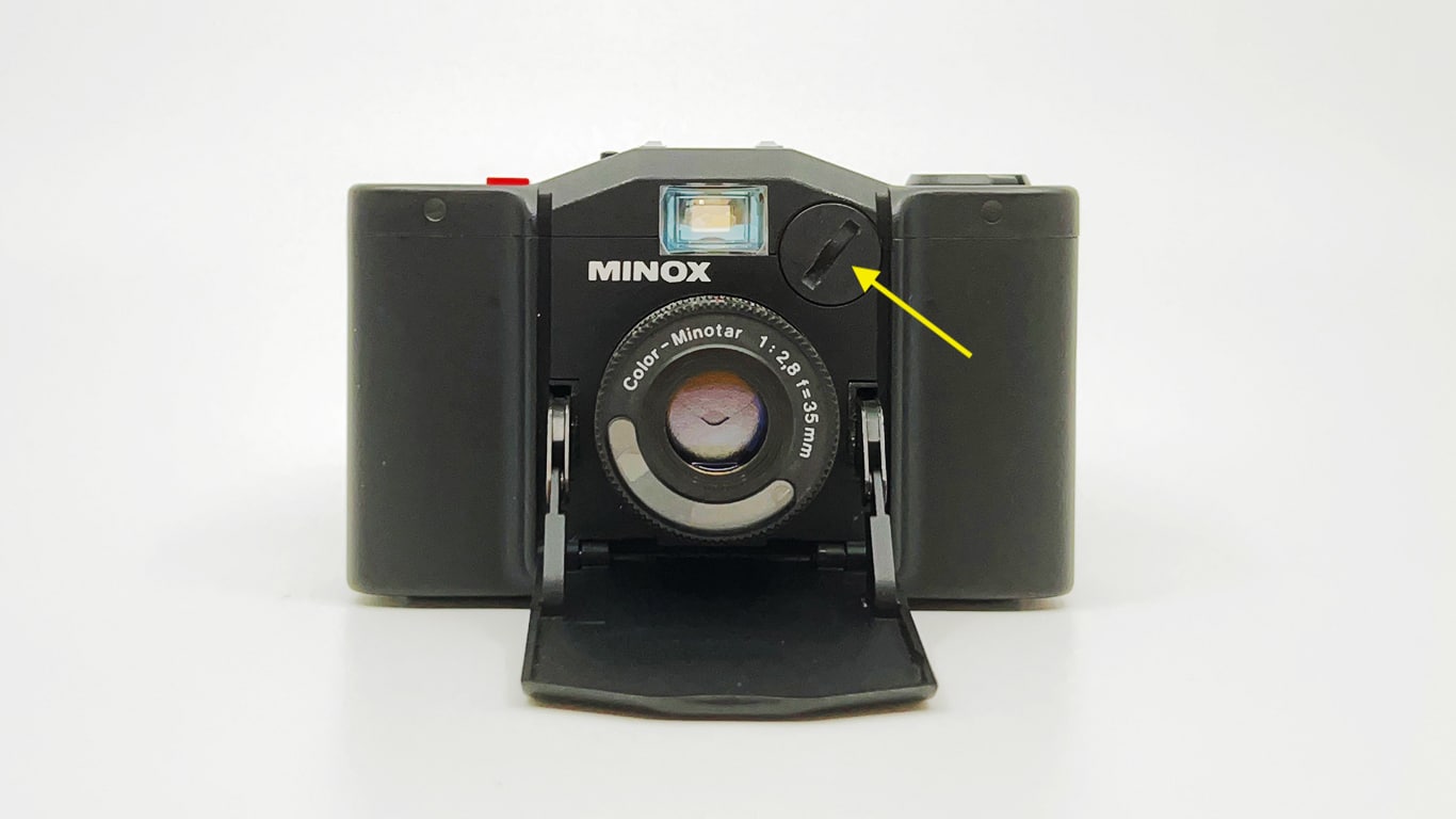 Minox 35 von vorn